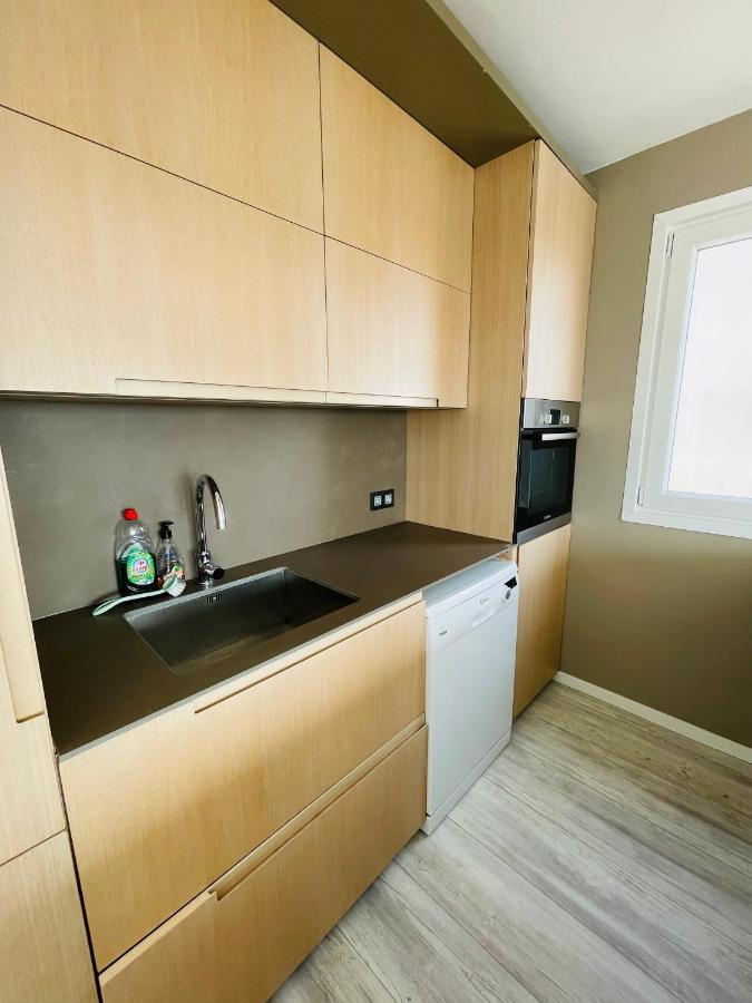 La Marina2 Seaview With Amazing Terrace Apartment Ситжес Екстериор снимка